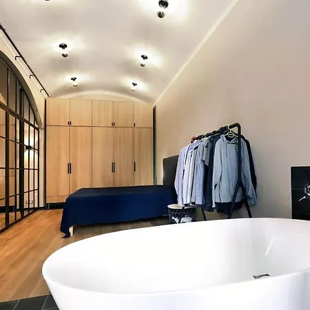 Design Loft 2 Minutes To Wenceslas Square Prague Exterior photo