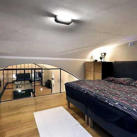 Design Loft 2 Minutes To Wenceslas Square Prague Exterior photo